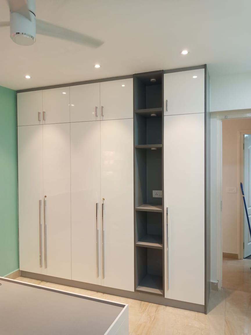 Modern Wooden Wardrobes – Transform Your Space Now!